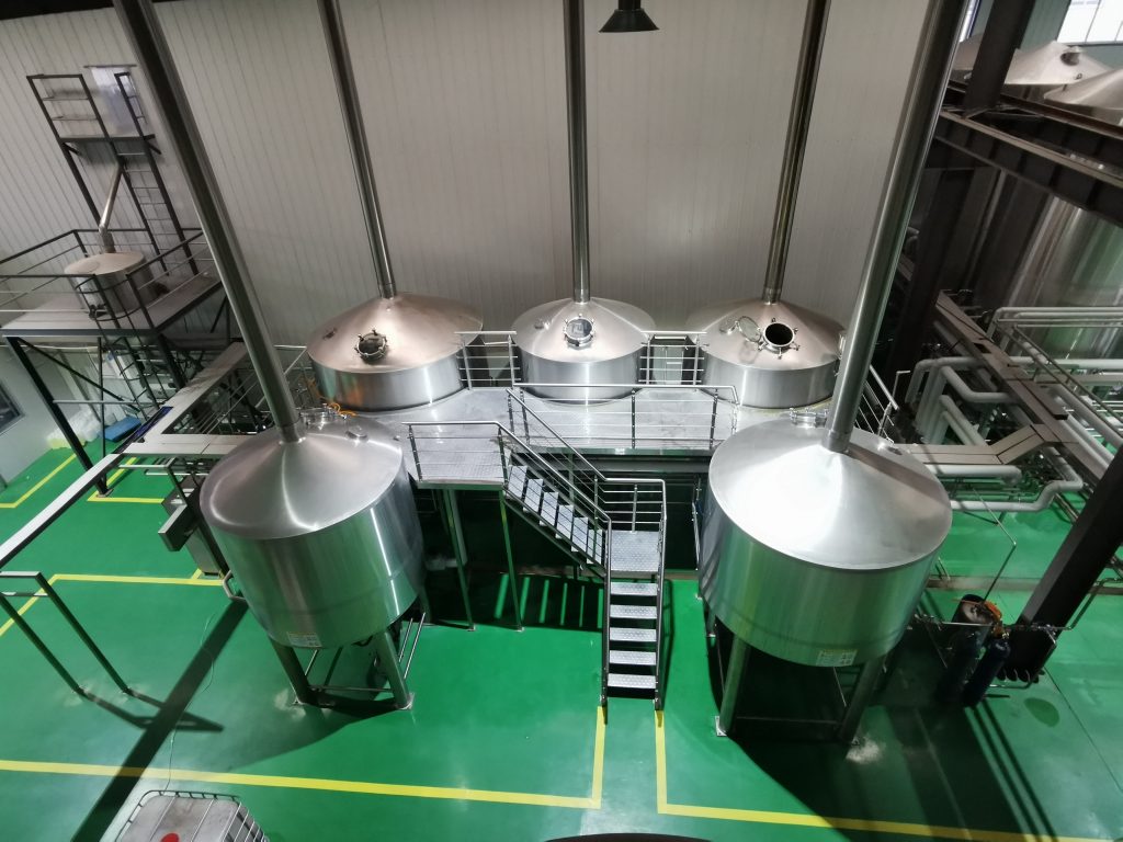 山东精鹰-2000L中小型酒店啤酒酿造设备