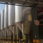 山东精鹰为啤酒厂扩产增加30吨发酵罐项目已安装调试完成