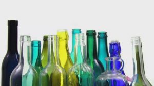 啤酒放在什么颜色的啤酒瓶里保存最好呢？